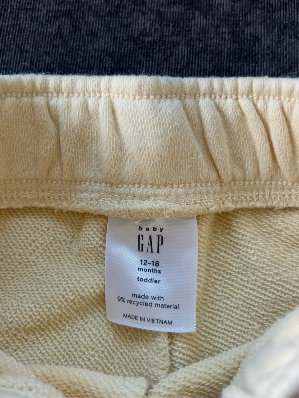 Baby Gap Girls Dolphin Shorts Bundle of 2 Size 12-18 Months